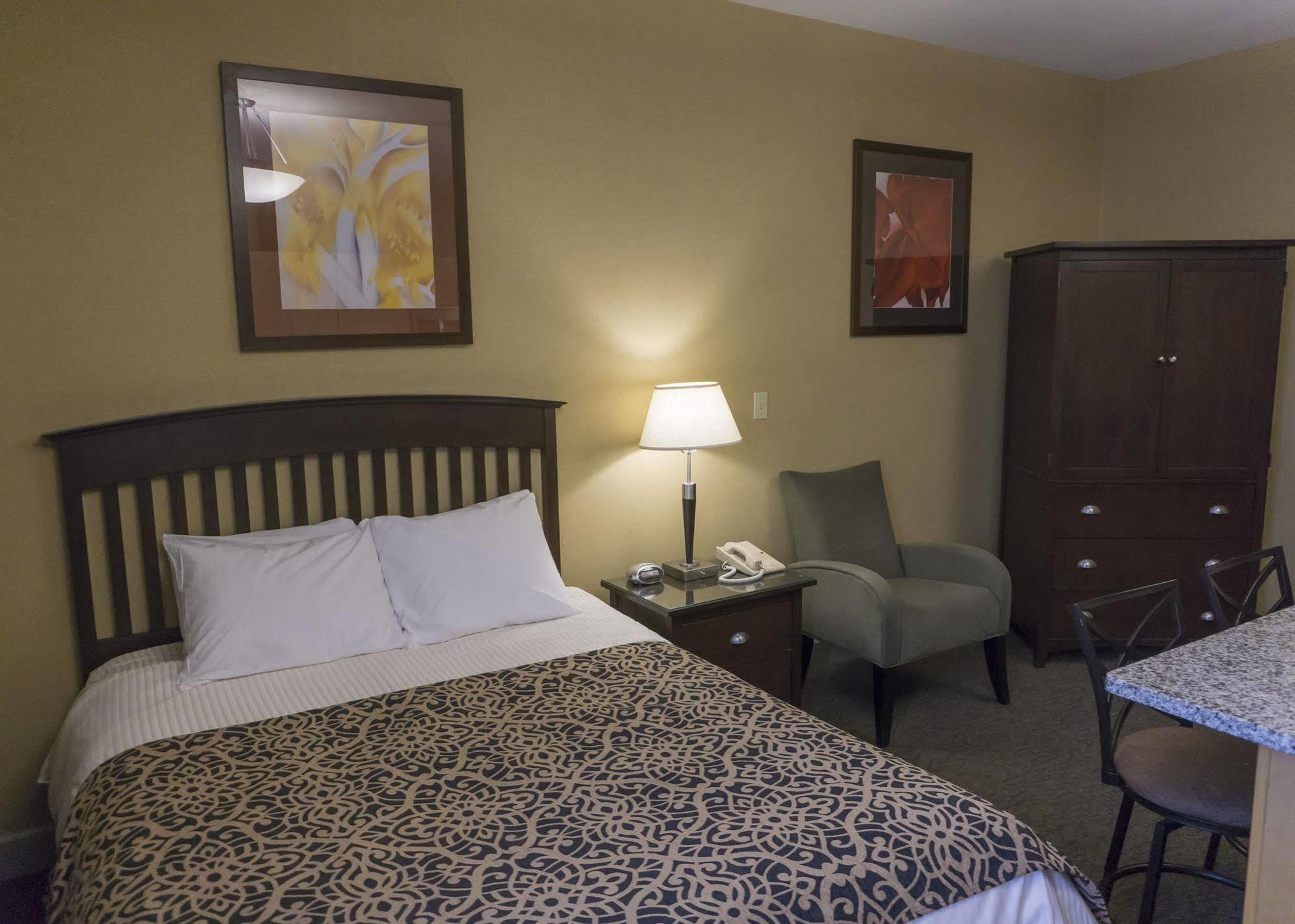 The Parker Inn Schenectady Extérieur photo