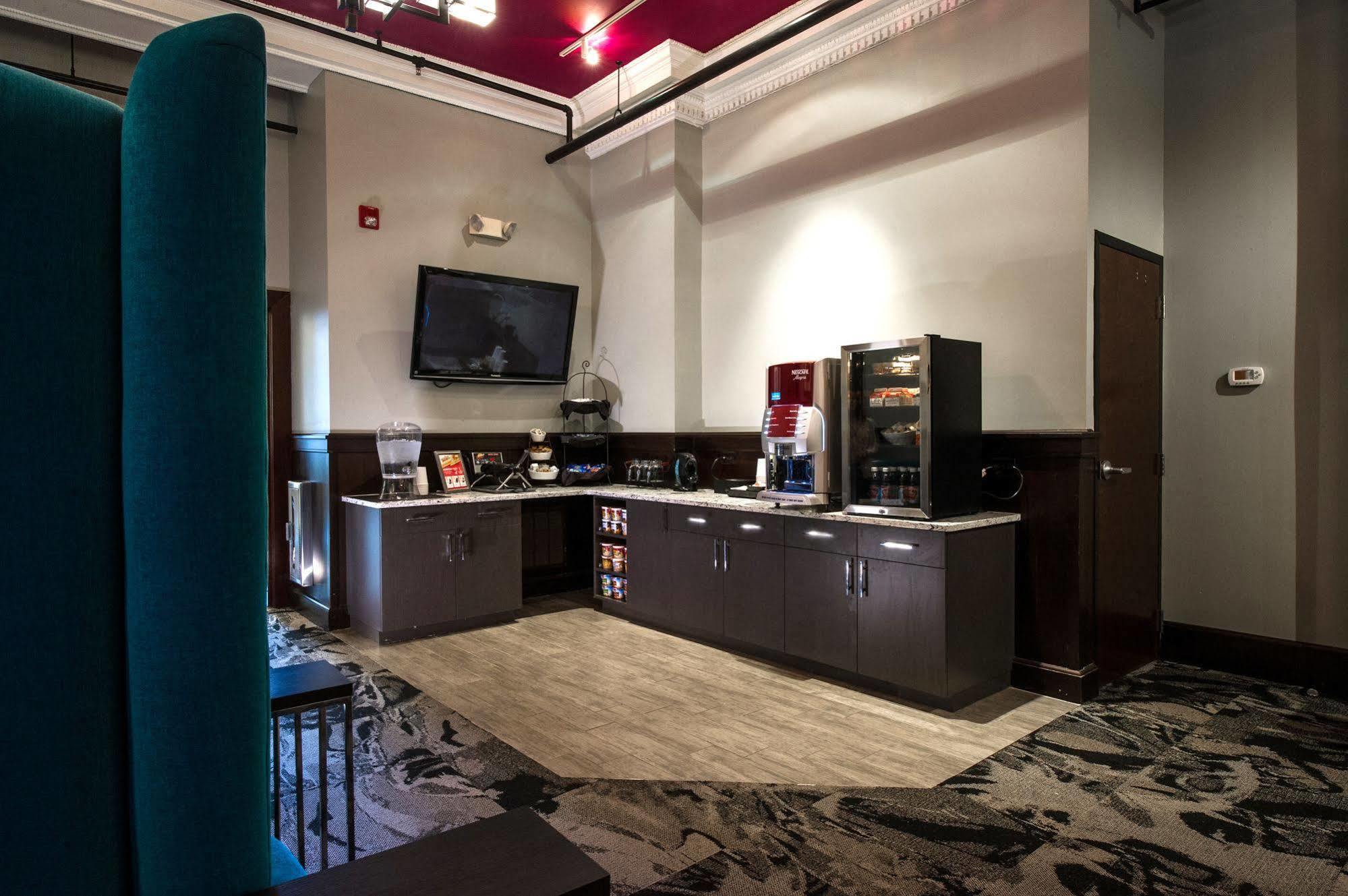 The Parker Inn Schenectady Extérieur photo