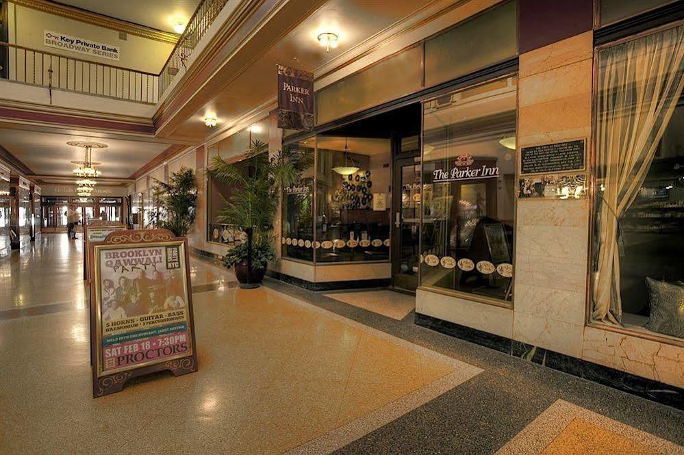The Parker Inn Schenectady Extérieur photo
