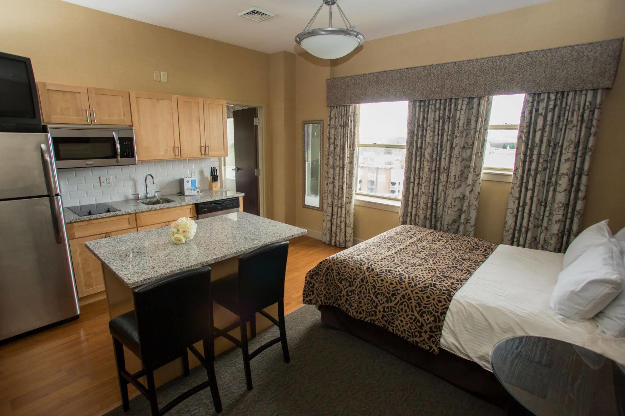 The Parker Inn Schenectady Extérieur photo